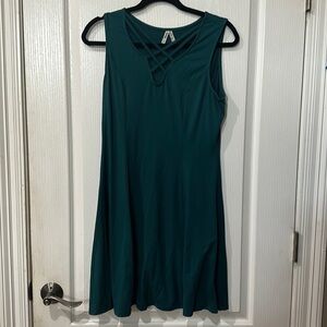 Mud size medium crisscross, neckline, sleeveless dress